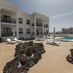 Ocean Sunset מלון דירות